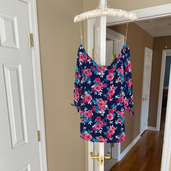 Chenault Tops - Chenault Floral off-shoulder blouse